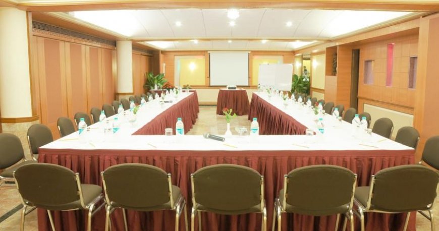 رستوران هتل امرالد بمبئی