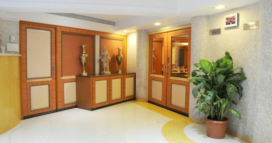 سالن کنفرانس هتل امرالد بمبئی