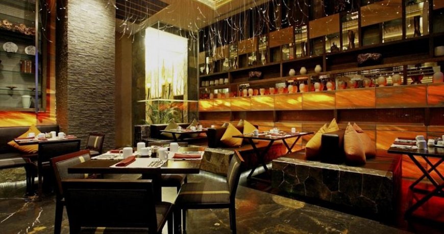 رستوران هتل سنتارا گرند پاتایا