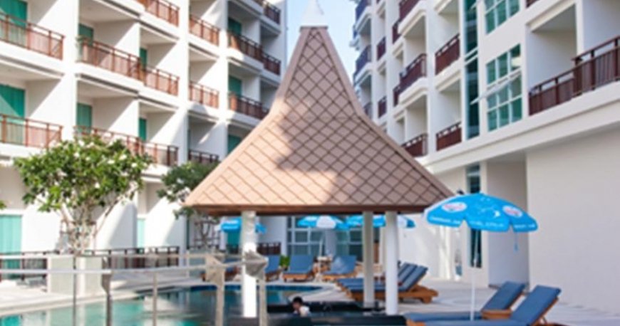 استخر هتل کریستال پالاس پاتایا