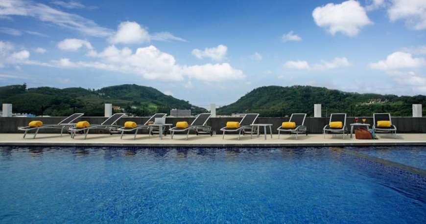 استخر هتل سنترا اشلی پوکت