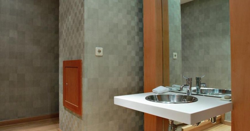 سرویس بهداشتی هتل مرکور بسفر