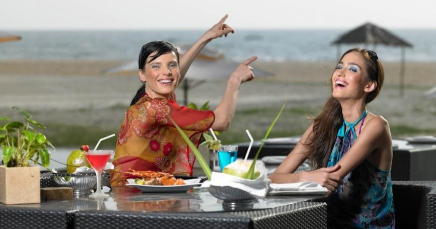 رستوران هتل زوری وارکا بیچ ریزورت