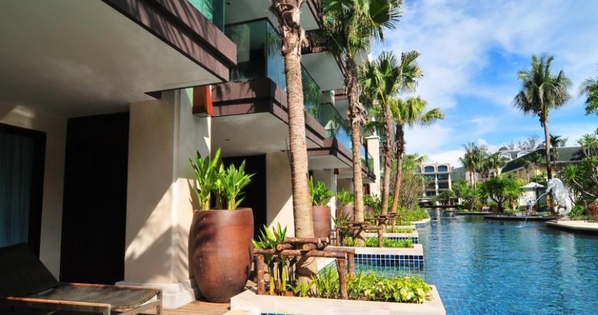 استخر هتل گریسلند پوکت