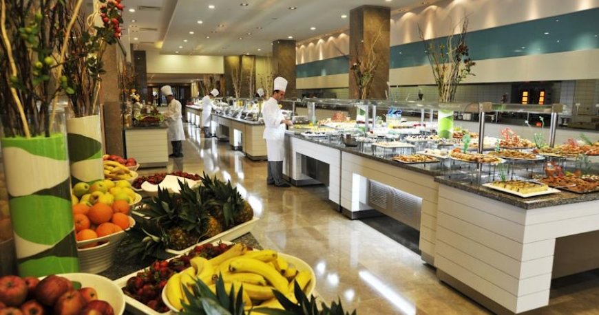 رستوران هتل بایا لارا