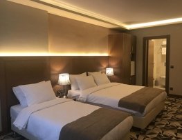 هتل کاج هتل کاج