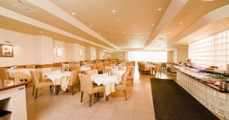 رستوران هتل بیوک کبان