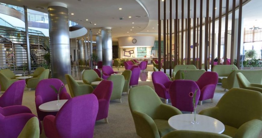 رستوران هتل بایا لارا