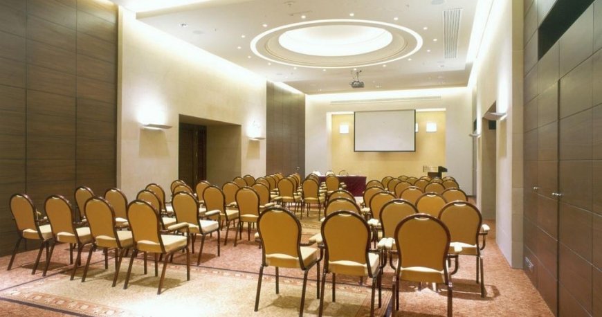 هتل رامادا پلازا رائوش بیروت