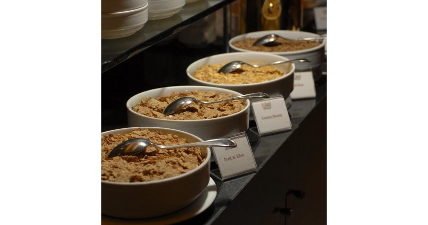 رستوران هتل رامادا پلازا رائوش بیروت