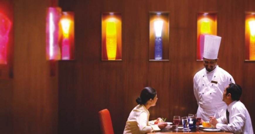 رستوران هتل لالیت بمبئی