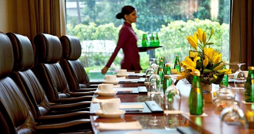 سالن کنفرانس هتل رادیسون بلو دهلی