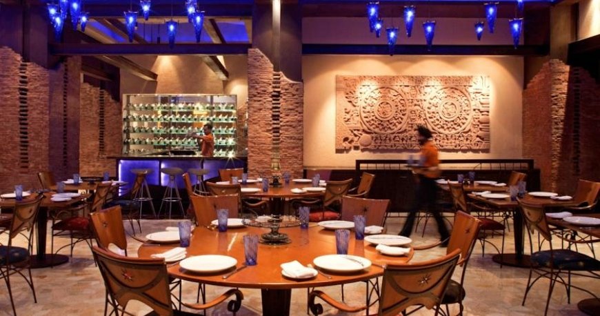 رستوران هتل رادیسون بلو دهلی