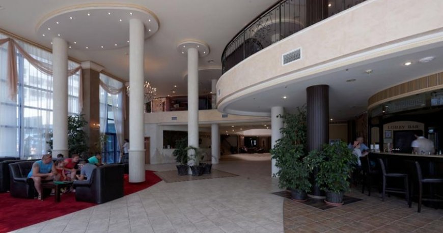 لابی هتل النا بلغارستان