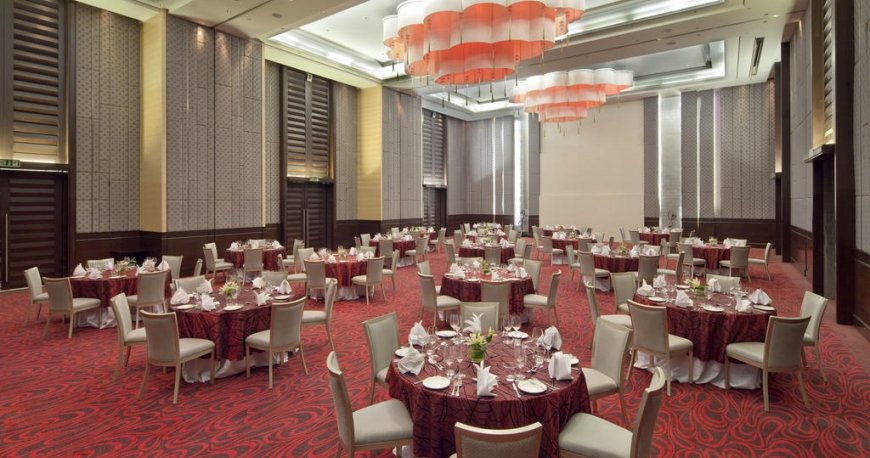 رستوران هتل هالیدی این مومبای اینترکانتیننتال ایرپورت بمبئی رستوران هتل هالیدی این مومبای اینترکانتیننتال ایرپورت بمبئی