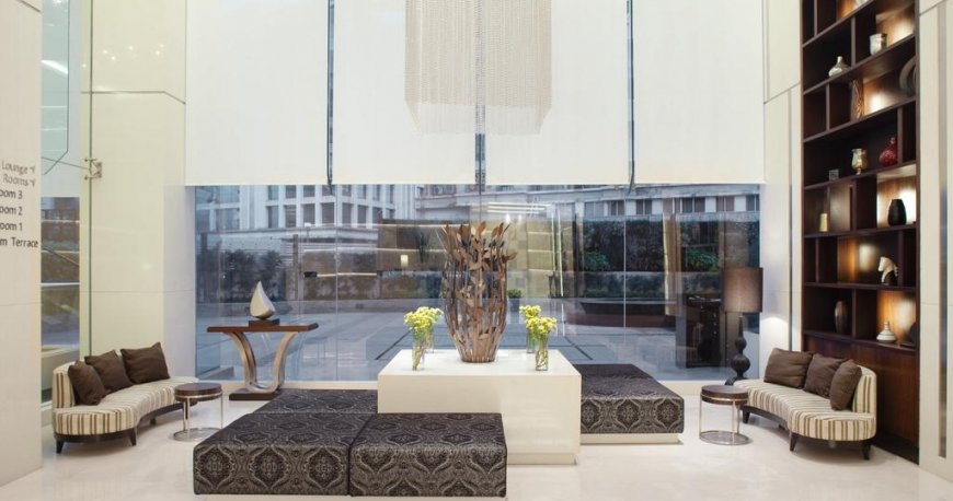 لابی هتل هالیدی این مومبای اینترکانتیننتال ایرپورت بمبئی لابی هتل هالیدی این مومبای اینترکانتیننتال ایرپورت بمبئی