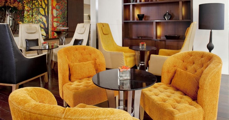 لابی هتل هالیدی این مومبای اینترکانتیننتال ایرپورت بمبئی لابی هتل هالیدی این مومبای اینترکانتیننتال ایرپورت بمبئی