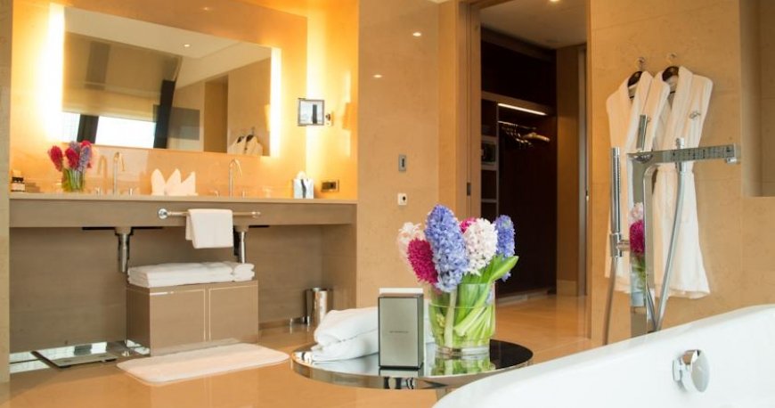 سرویس بهداشتی هتل فیرمونت باکو