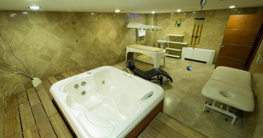 هتل قفقاز پوینت بوتیک باکو