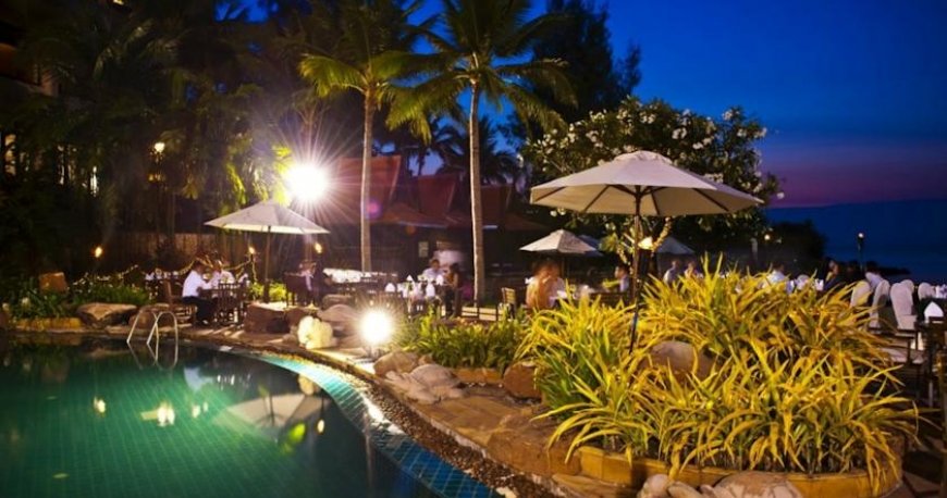 استخر هتل گاردن کلیف پاتایا