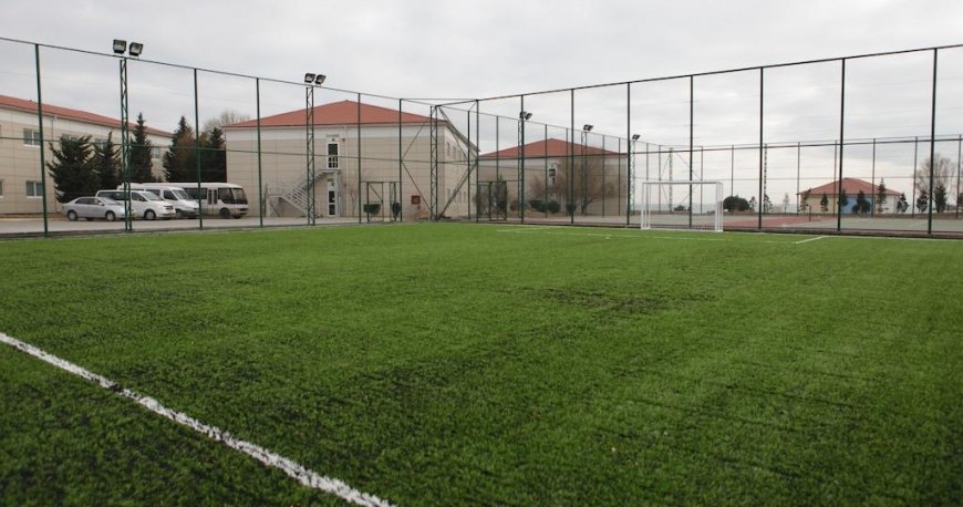 هتل کرسنت بیچ باکو