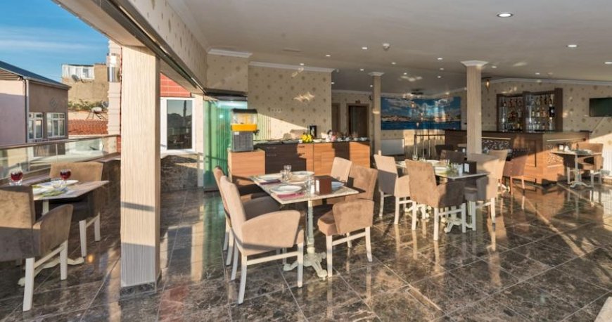 رستوران هتل مونتانا هرا استانبول