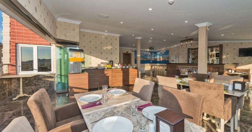 رستوران هتل مونتانا هرا استانبول