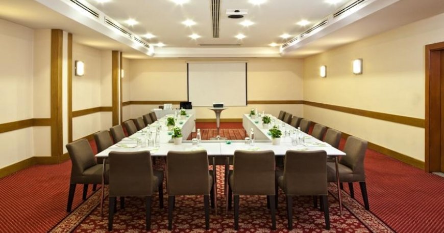 سالن کنفرانس هتل پوینت استانبول