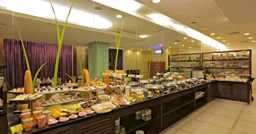 رستوران هتل کانتری این ساکت دهلی رستوران هتل کانتری این ساکت دهلی