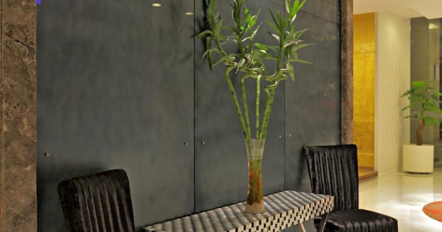 لابی هتل کانتری این ساکت دهلی لابی هتل کانتری این ساکت دهلی