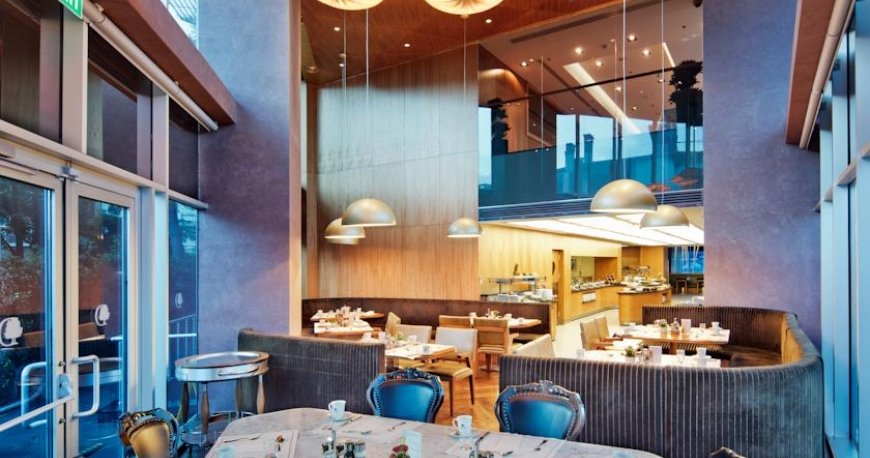 رستوران هتل دبل تری هیلتون استانبول