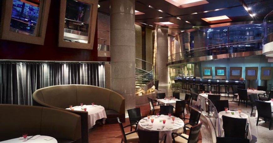 استخر هتل حیات ریجنسی بمبئی استخر هتل حیات ریجنسی بمبئی