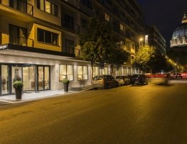 استار هتل میشل آنجلو استار هتل میشل آنجلو