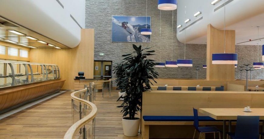 رستوران هتل زیرو فیت