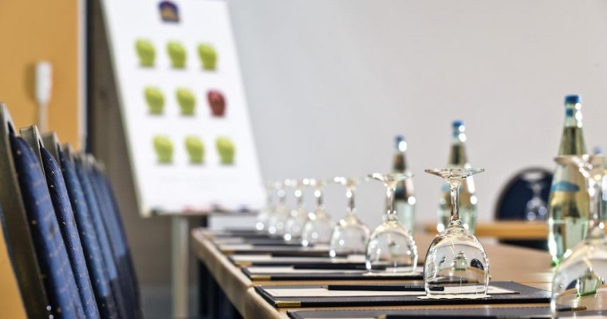 هتل بست وسترن آم بورسیگتورم برلین هتل بست وسترن آم بورسیگتورم برلین