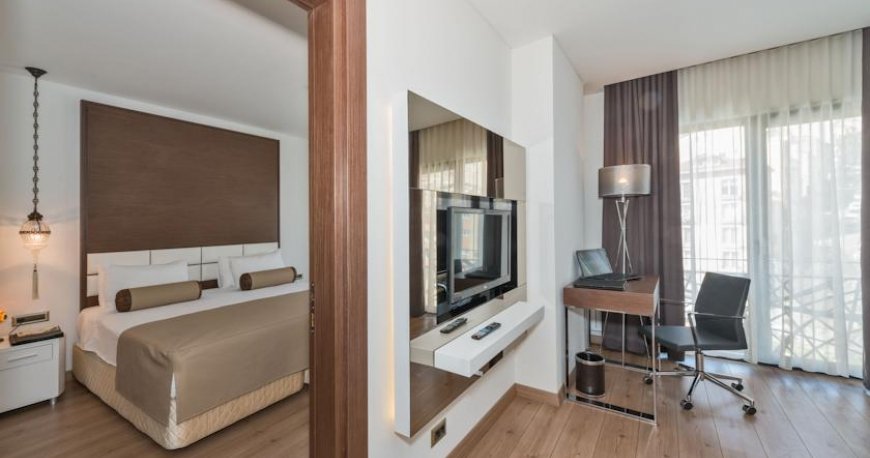 اتاق هتل دورا