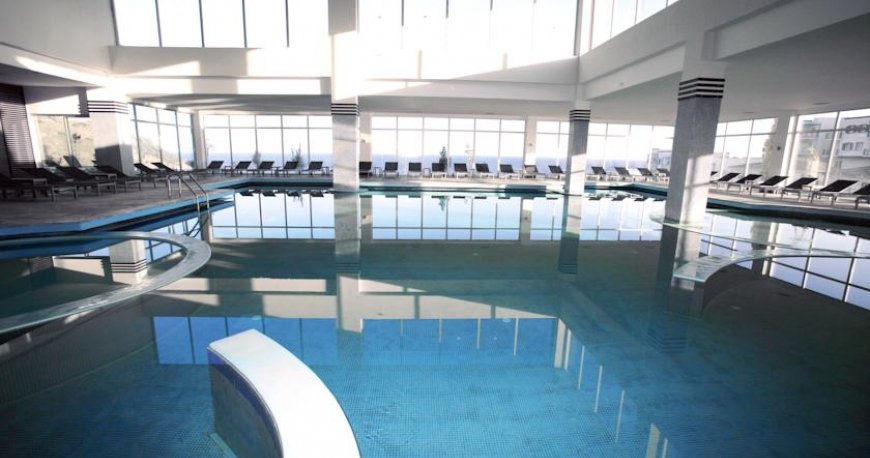 استخر هتل آریا کلارس کوش آداسی ترکیه 