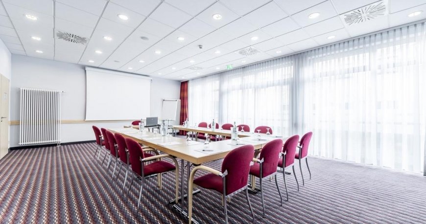 هتل هالیدی این اکسپرس برلین سیتی سنتر برلین هتل هالیدی این اکسپرس برلین سیتی سنتر برلین