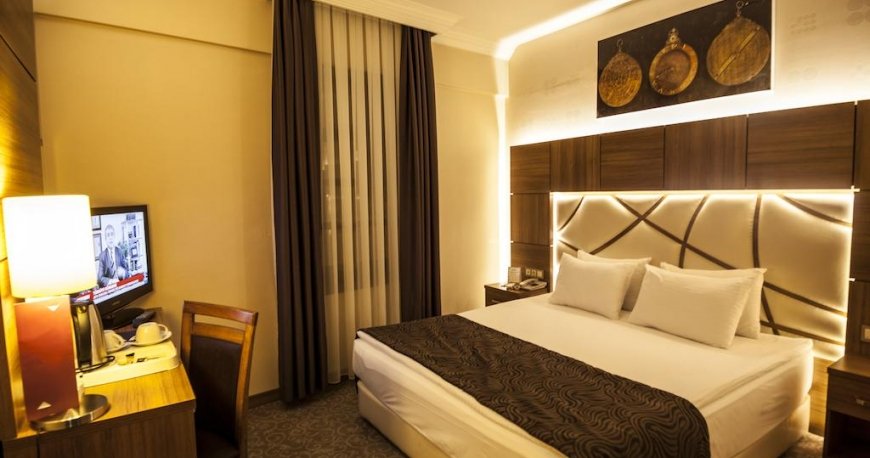 اتاق هتل رومی قونیه