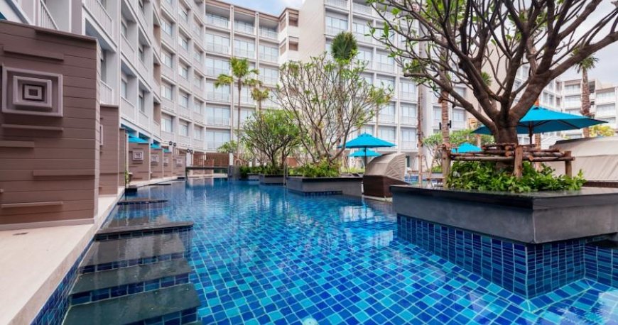 استخر هتل گرند مرکور پوکت