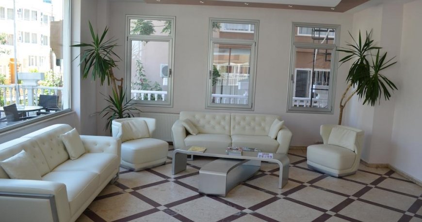 لابی هتل گرند میلان استانبول