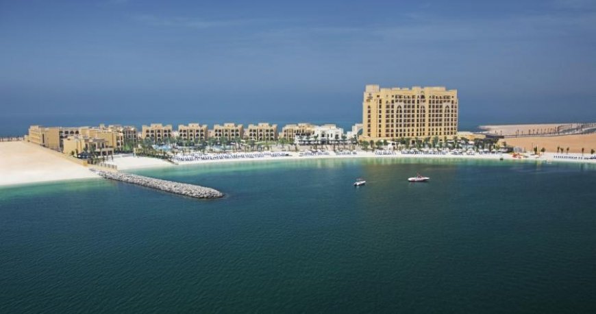 هتل دابل تری بای هیلتون مرجان