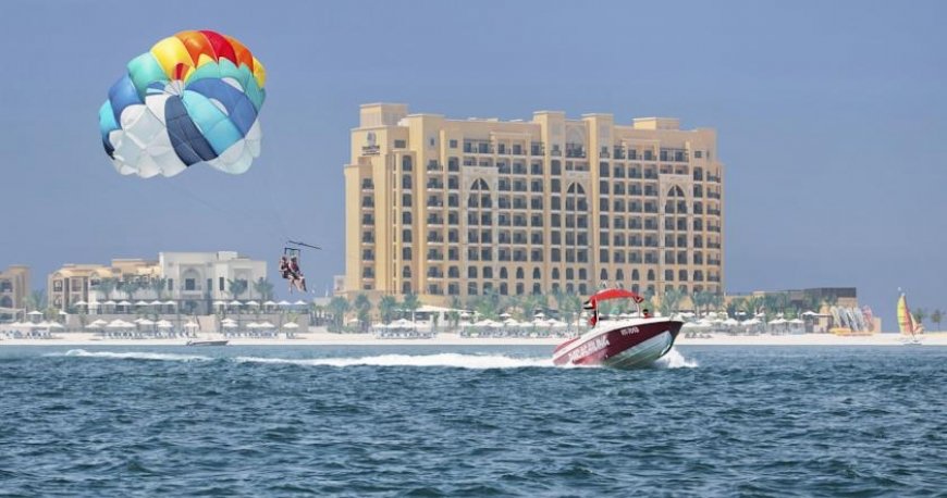 هتل دابل تری بای هیلتون مرجان