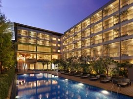 هتل هالیدی این اکسپرس بالی رایا کوتا