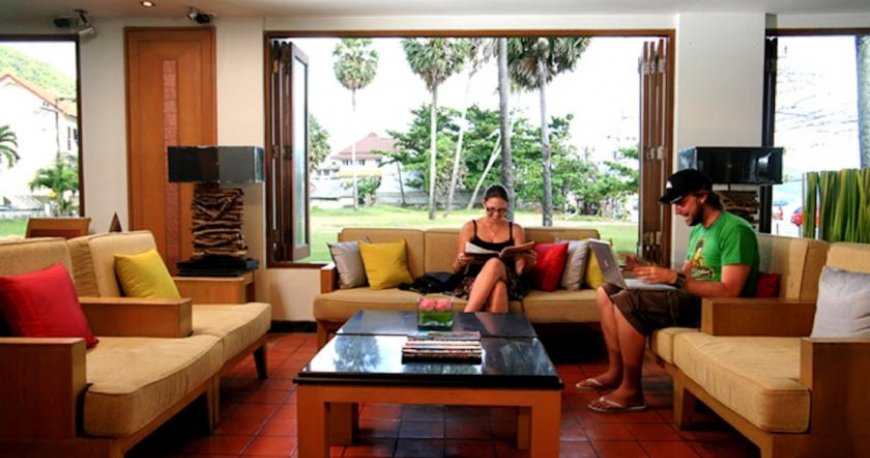 لابی هتل سان ست بیچ ریزورت