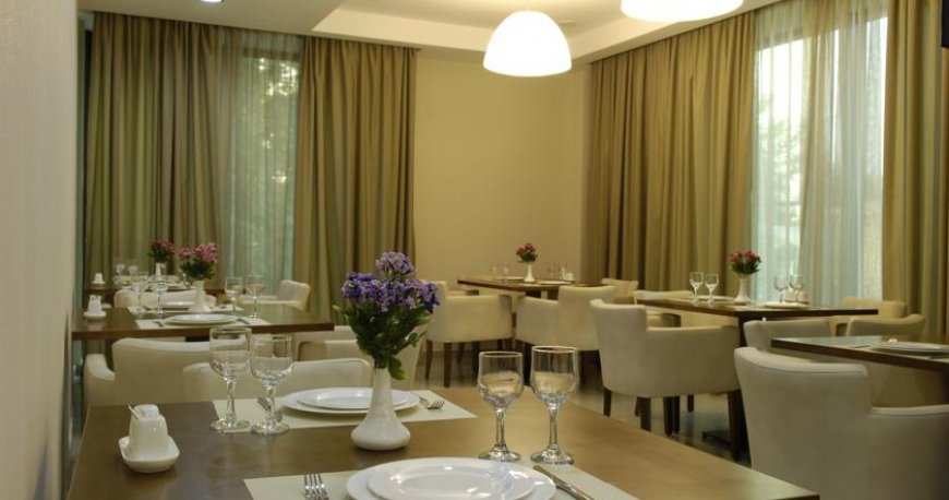 اتاق هتل دلابائوری