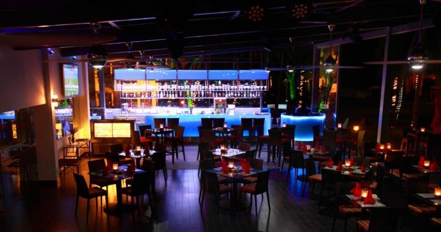 رستوران هتل هالیدی ویلا لنکاوی مالزی رستوران هتل هالیدی ویلا لنکاوی مالزی