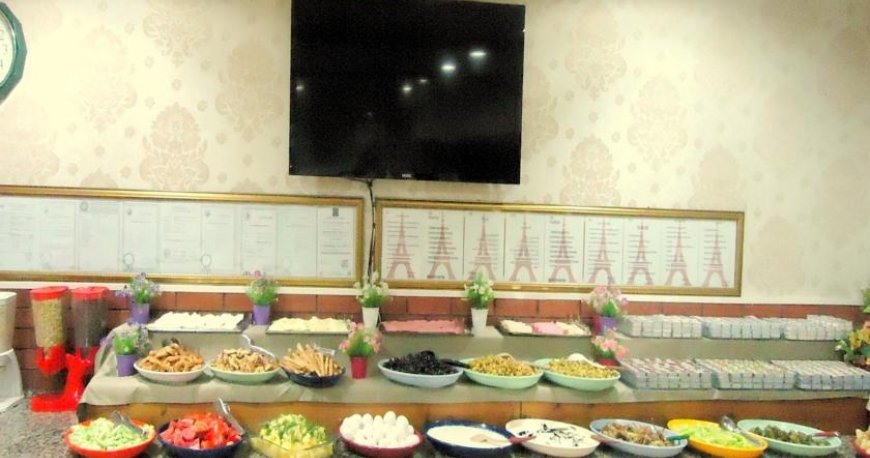 رستوران هتل بیوک پاریس