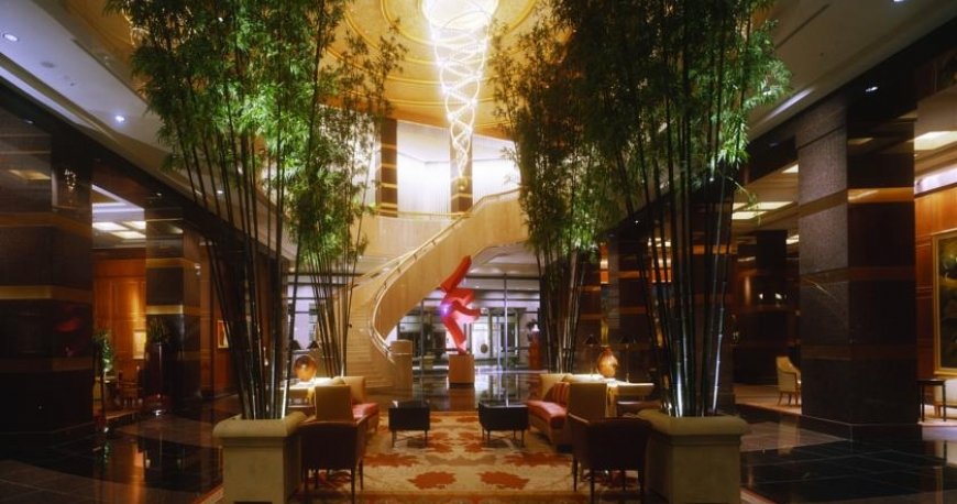 لابی هتل کنراد