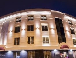 هتل نی هتل نی